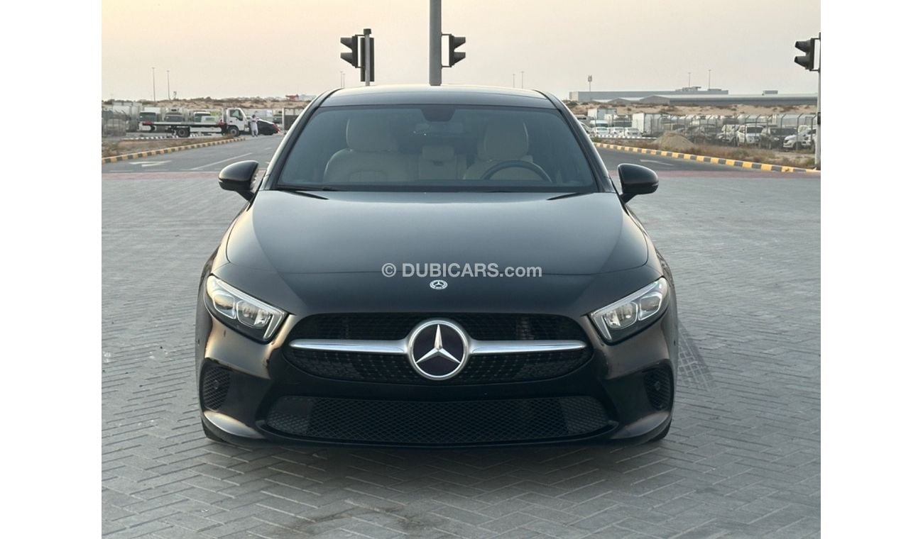 مرسيدس بنز A 200 Premium + 1.4L MODEL 2020 GCC CAR PERFECT CONDITION INSIDE AND OUTSIDE FULL OPTION PANORAMIC ROOF LE