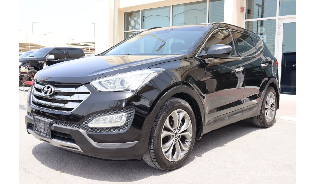 Hyundai Santa Fe GLS Top Hyundai Santa Fe 3.3L 4WD GCC 2014