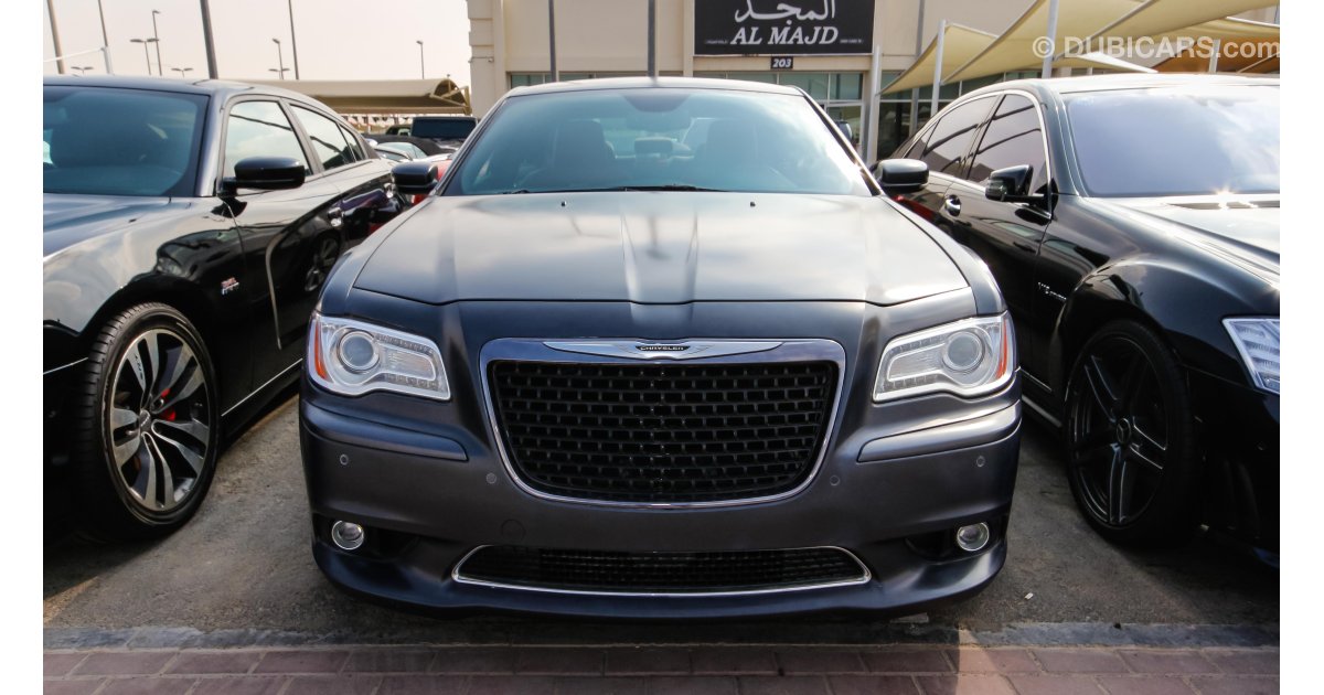 Chrysler-300-6.4L-HEMI-for-sale.-Grey/Silver,-2012