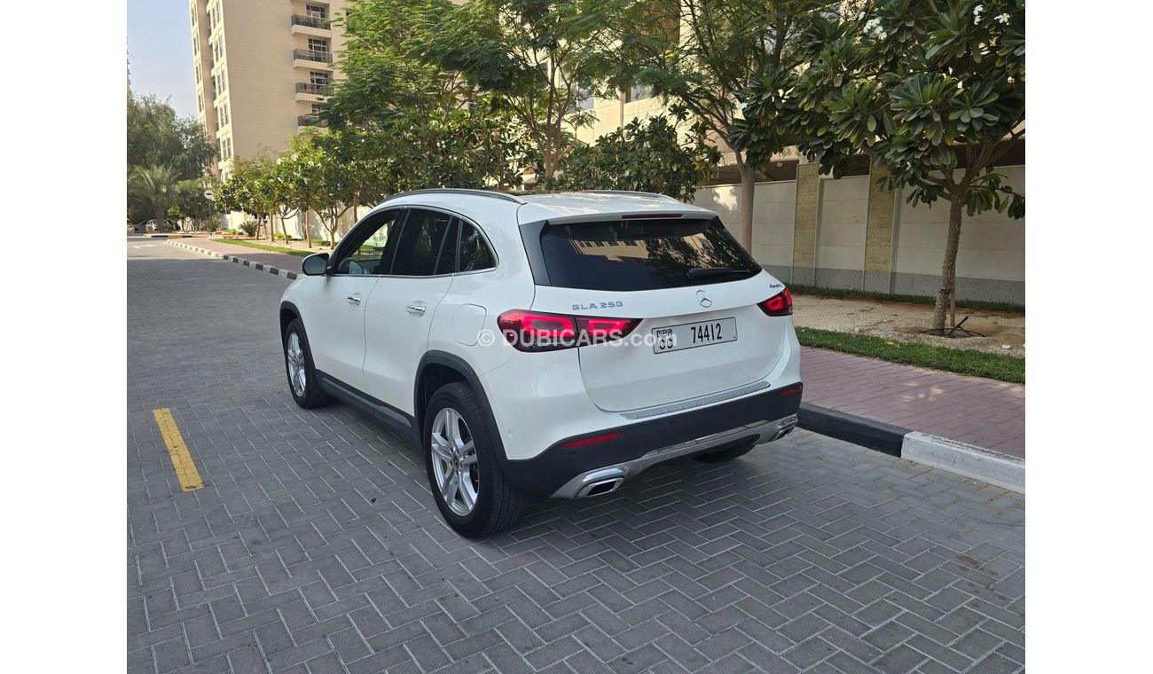 مرسيدس بنز GLA 250