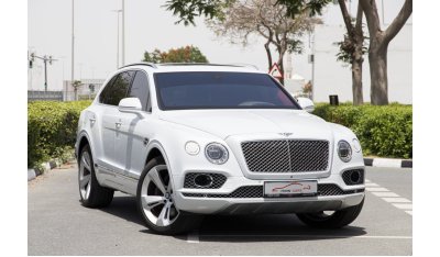 Bentley Bentayga 2017 - GCC - FULL SERVICE HISTORY IN PERFECT CONDITION