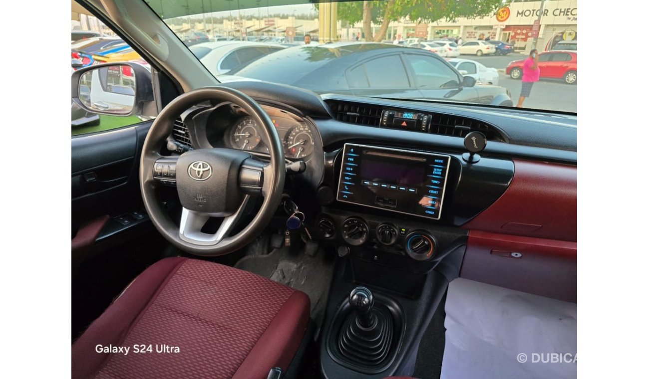 Toyota Hilux Double Cabin 2017 model Gcc 2.7L GLS