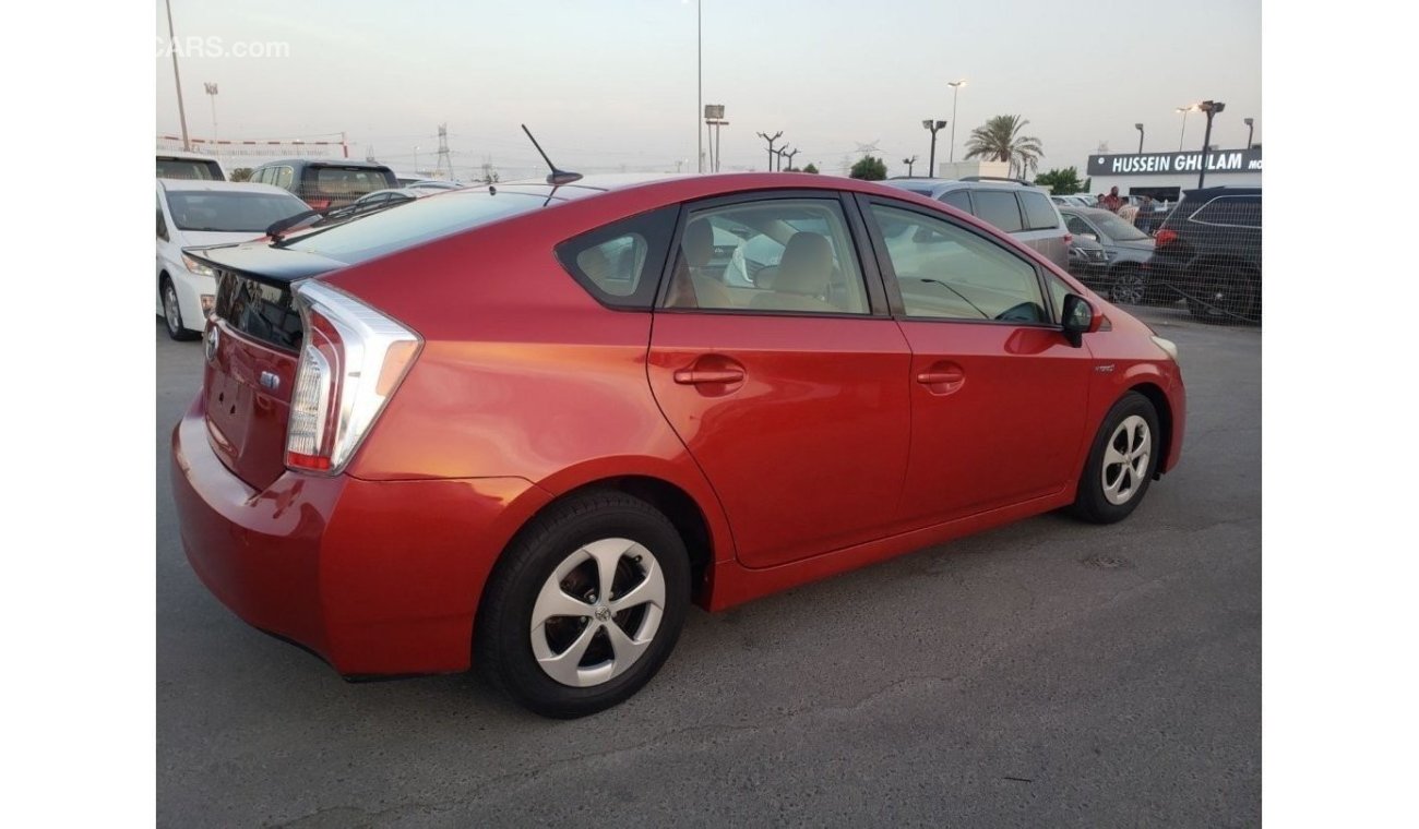 Toyota Prius 1.8L hybrid  2014