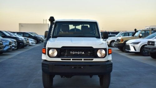 تويوتا لاند كروزر بيك آب 79 Double Cab 2.8L Turbo Diesel 4WD Automatic