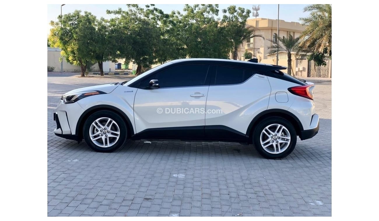 Toyota CHR Toyota C-HR Hybrid 2021 (1.8L) GCC Specs Full Option