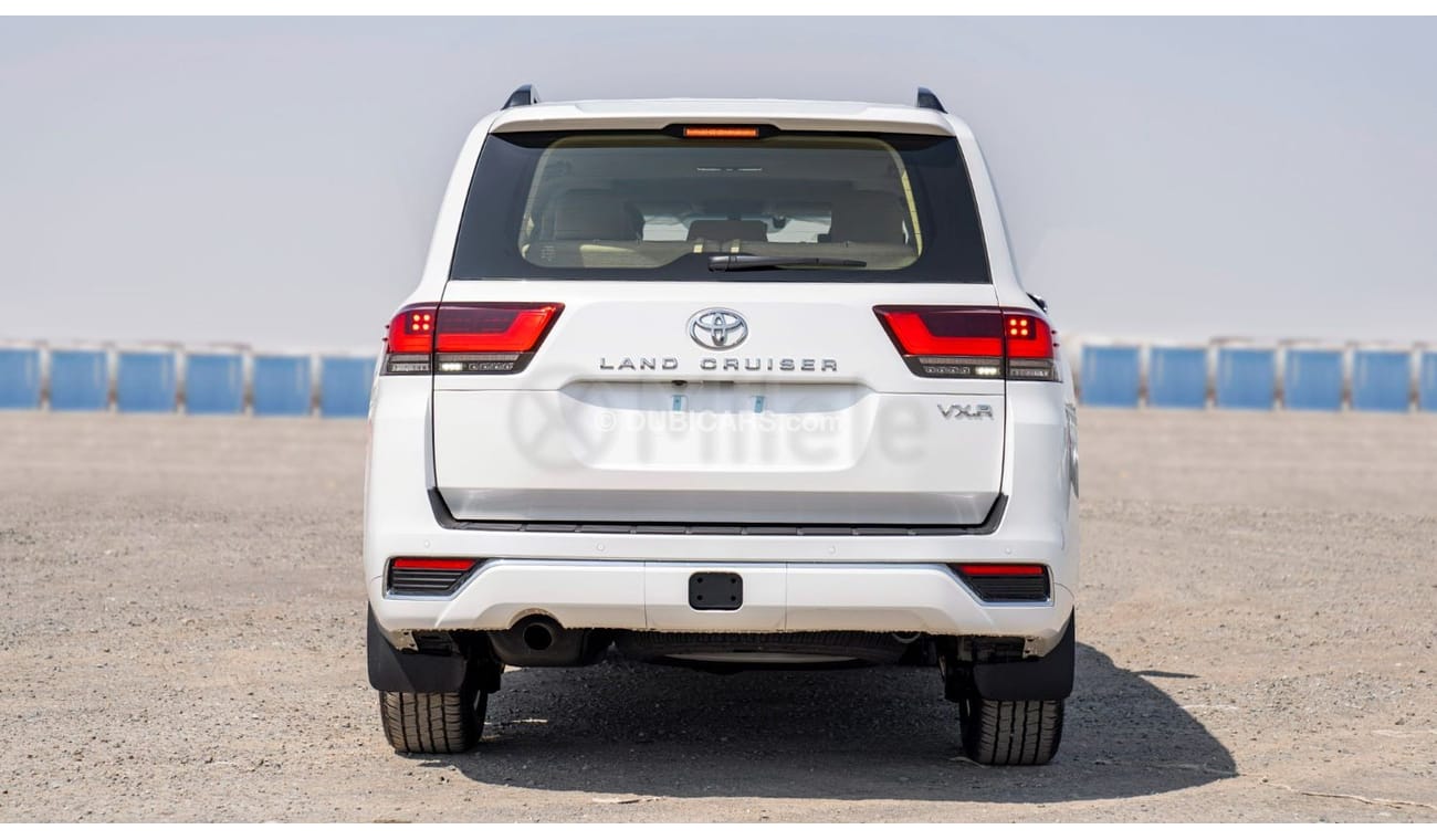 Toyota Land Cruiser LC300 VXR 3.3L DIESEL - WHITE: WITH ADVANCED OFF-ROAD FEATURES, 360° CAM