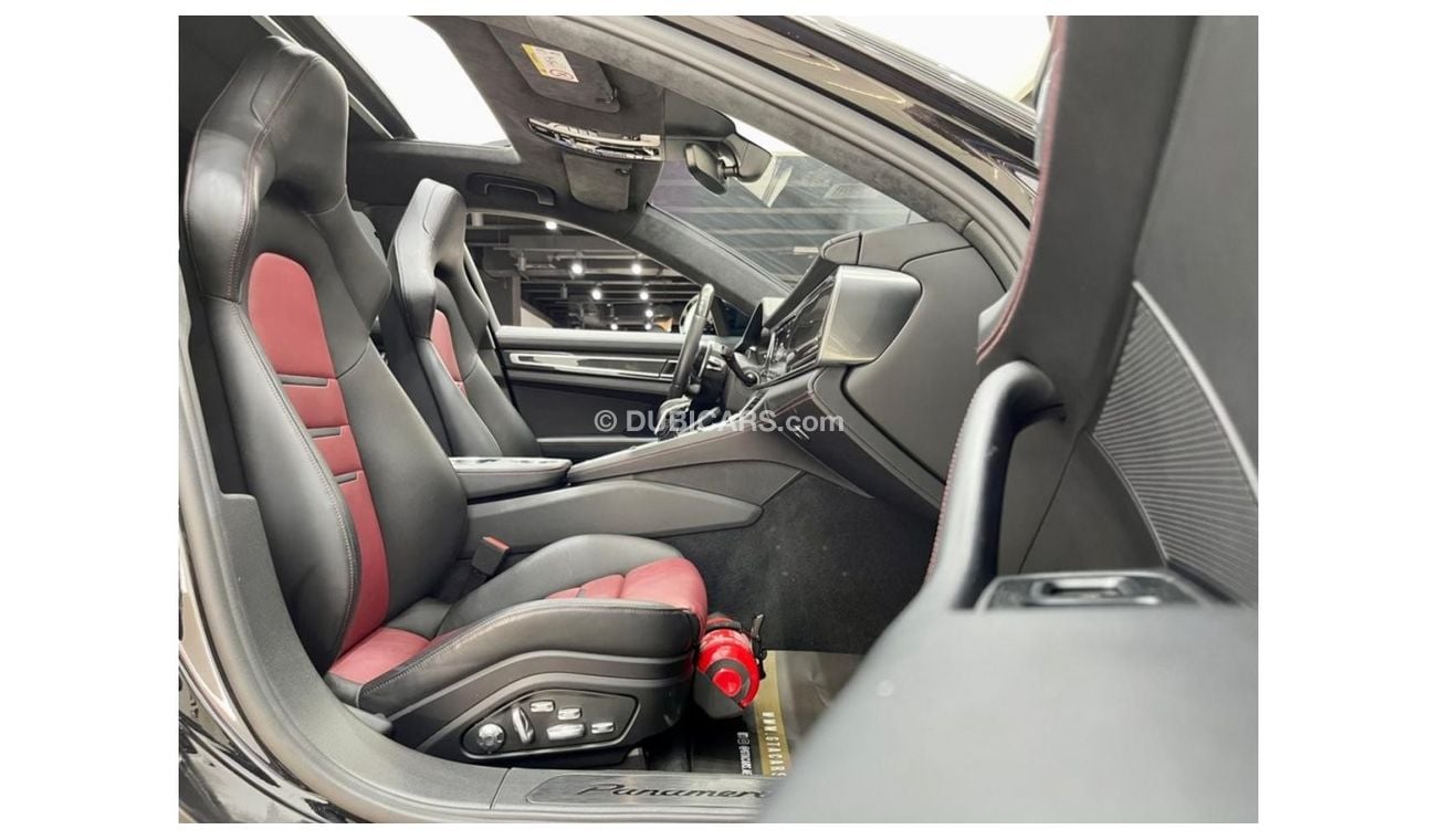 Porsche Panamera 2019 Porsche Panamera GTS Black Edition-Porsche Warranty-Full Service History-GCC.