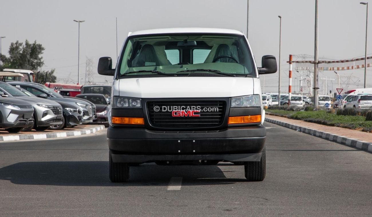 جي أم سي سافانا 2023 GMC SAVENA 3500 EXT (15 SEATER) GCC + 10% Local Registration