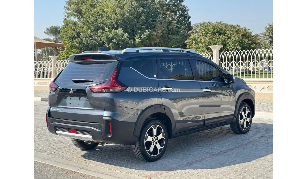 ميتسوبيشي إكسباندر Mitsubishi Xpander Cross 2023 Gcc, Full option