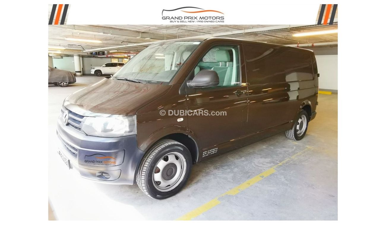 Volkswagen T6 Transporter Volkswagen Transporter LONG Wheel Base AUTOMATIC 2015 Model GCC Specs With Full Service History In P