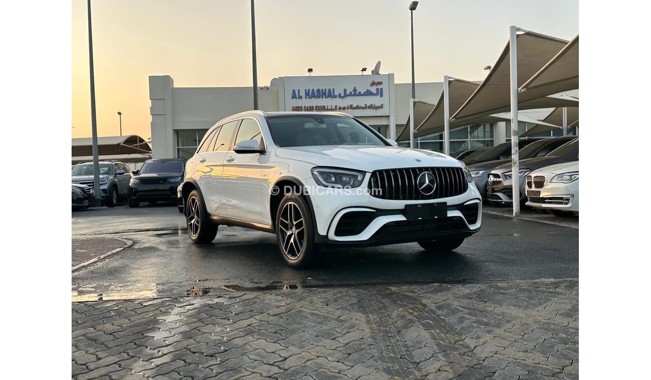 مرسيدس بنز GLC 300 Mercedes GLC 300 _American_2018_Excellent Condition _Full option