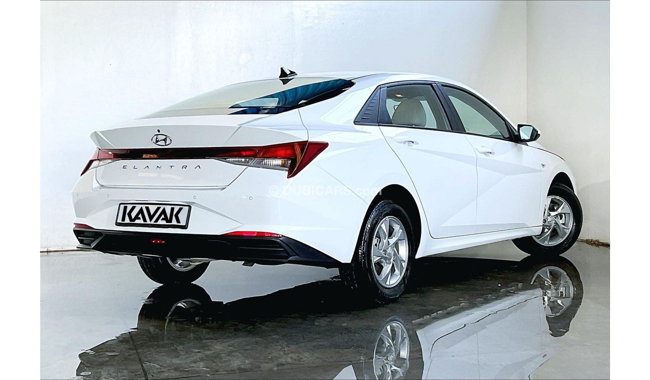 Used Hyundai Elantra Smart 2022 for sale in Dubai - 548734