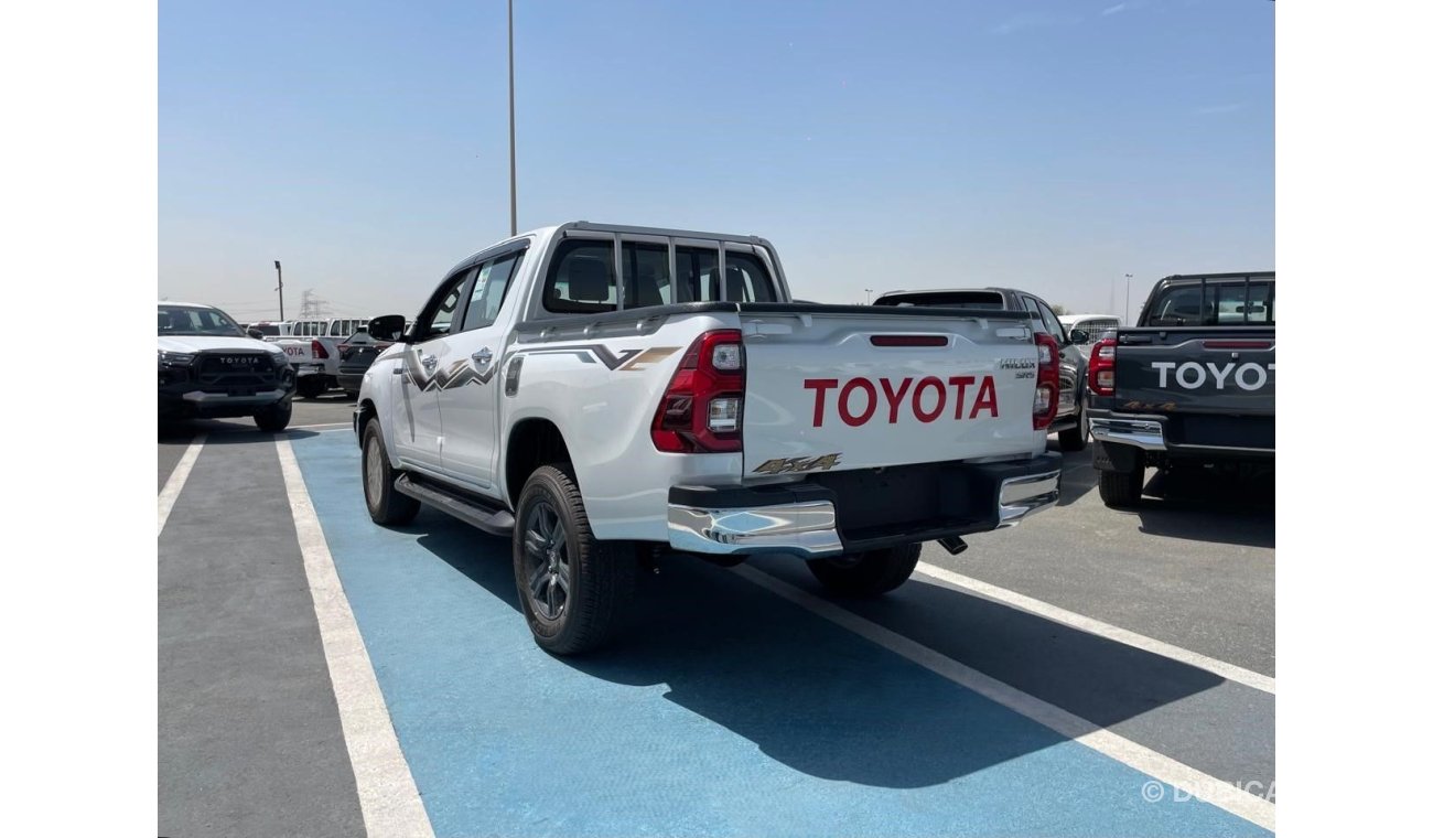 تويوتا هيلوكس Brand new Toyota Hilux 2.7L, 2023. Full option.