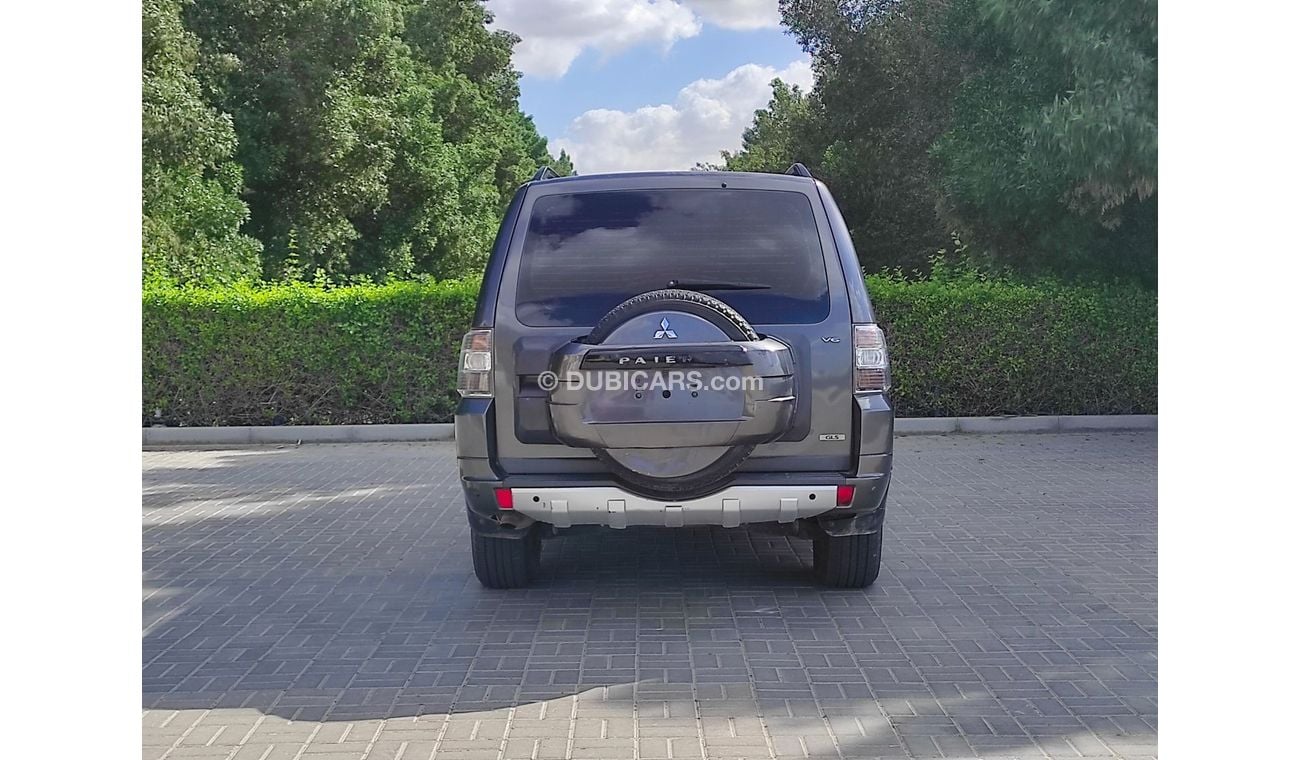 ميتسوبيشي باجيرو GLS 3.5L (186 HP) (7 Seater) Mitsubishi pajero 2013  full automatic