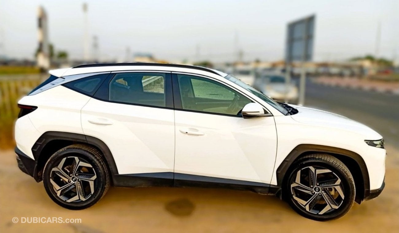 Hyundai Tucson Hyundai Tucson 2022  full option , 5dr SUV, 2.0L 4cyl Petrol, Automatic, Front Wheel Drive Used