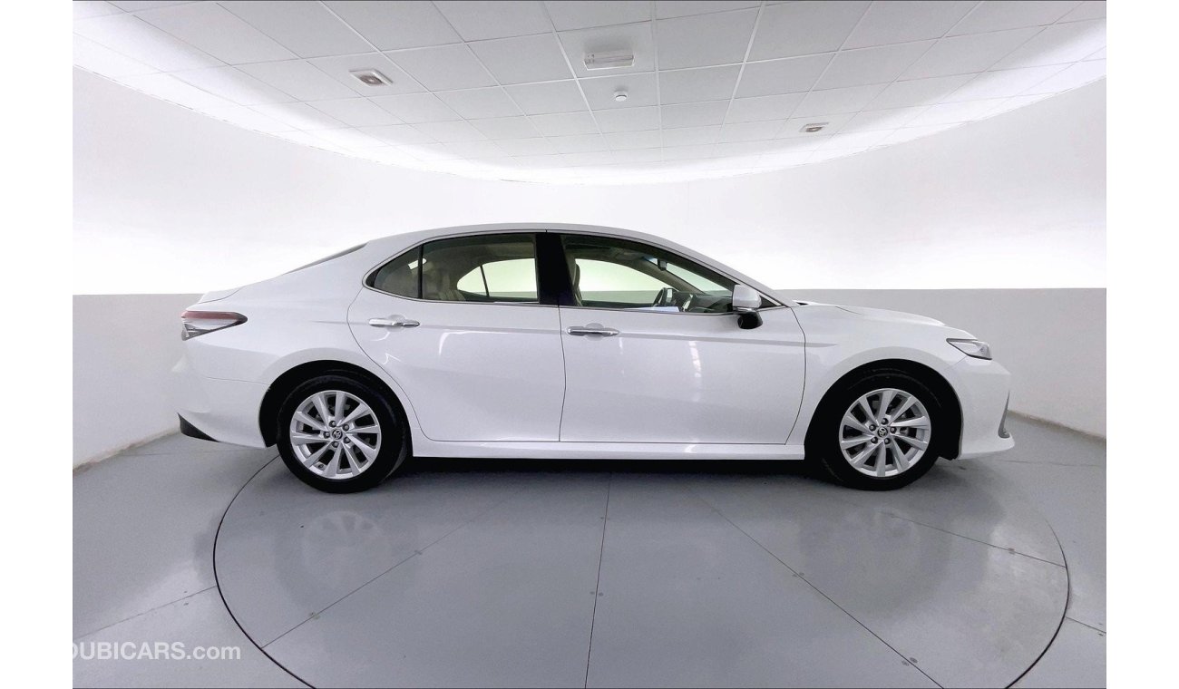 Toyota Camry SE | 1 year free warranty | 1.99% financing rate | Flood Free