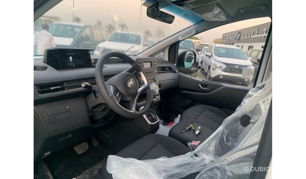 Hyundai Staria 3.5L PETROL, GCC, AUTOMATIC, CARGO, 2023