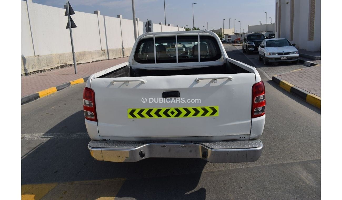 ميتسوبيشي L200 GL 2.5L Double Cab Utility RWD Mitsubishi L200 D/c pick up 4x2 GL 2.5L , model:2020.Excellent condit