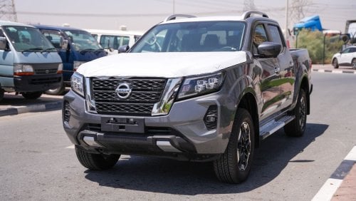 Nissan Navara Nissan Navara 2.5 Petrol LE 4x4 MT DCab Plus MY-2023