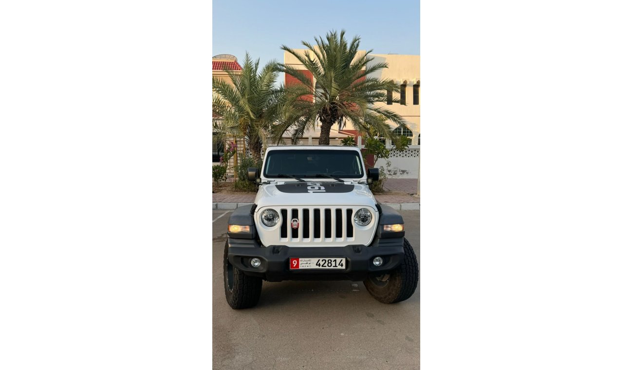 Jeep Wrangler 3.6L V6 Sport (2-Door)