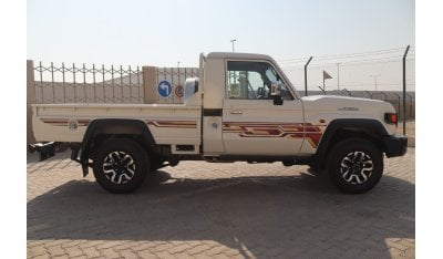 تويوتا لاند كروزر بيك آب 2024 TOYOTA LAND CRUISER GRJ79 4.0 V6 A/T FULL -**EXPORT ONLY**التصدير فقط خارج الخليج**