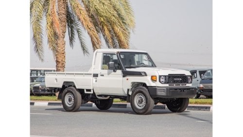 تويوتا لاند كروزر بيك آب LC79 2.8 T/DSL STD-E A/T 4WD / GCC. For Local Registration +5%