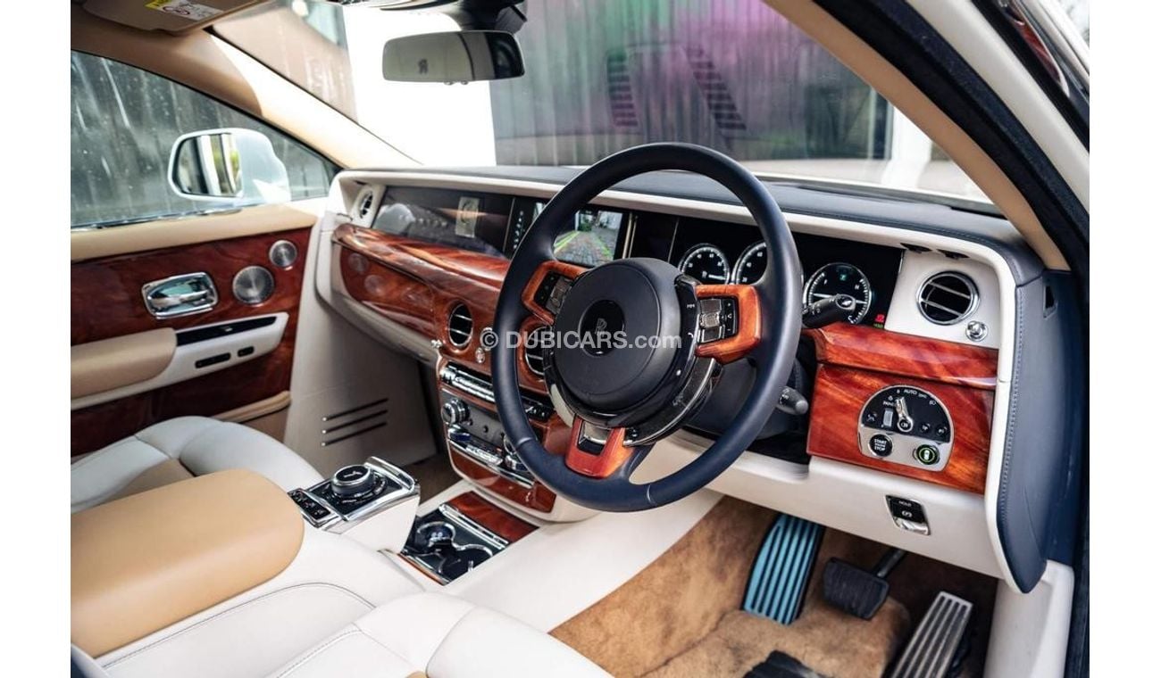 Rolls-Royce Phantom 6.7 V12 Auto Euro 6 4dr EWB RIGHT HAND DRIVE