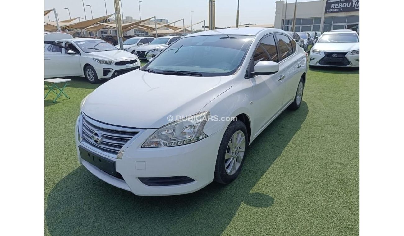 Nissan Sentra Car in excellent condition without accidents without painting inside and outside clean