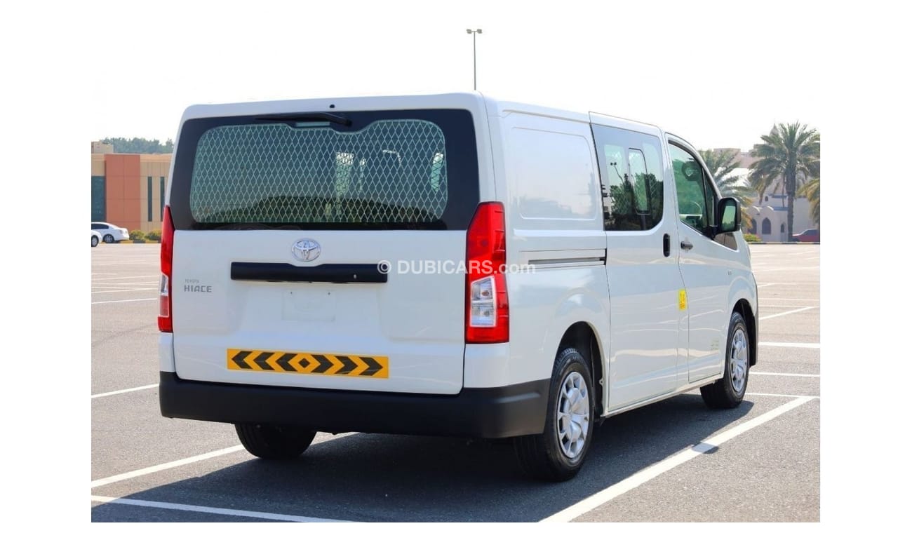 Toyota Hiace 6-Seater Cargo Van - V6 3.5L | Excellent Condition Delivery Van | GCC