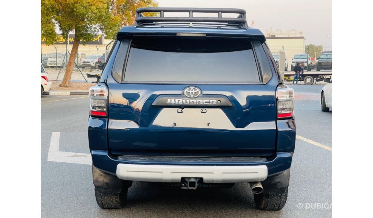 Toyota 4Runner 2018 trd of road sunroof