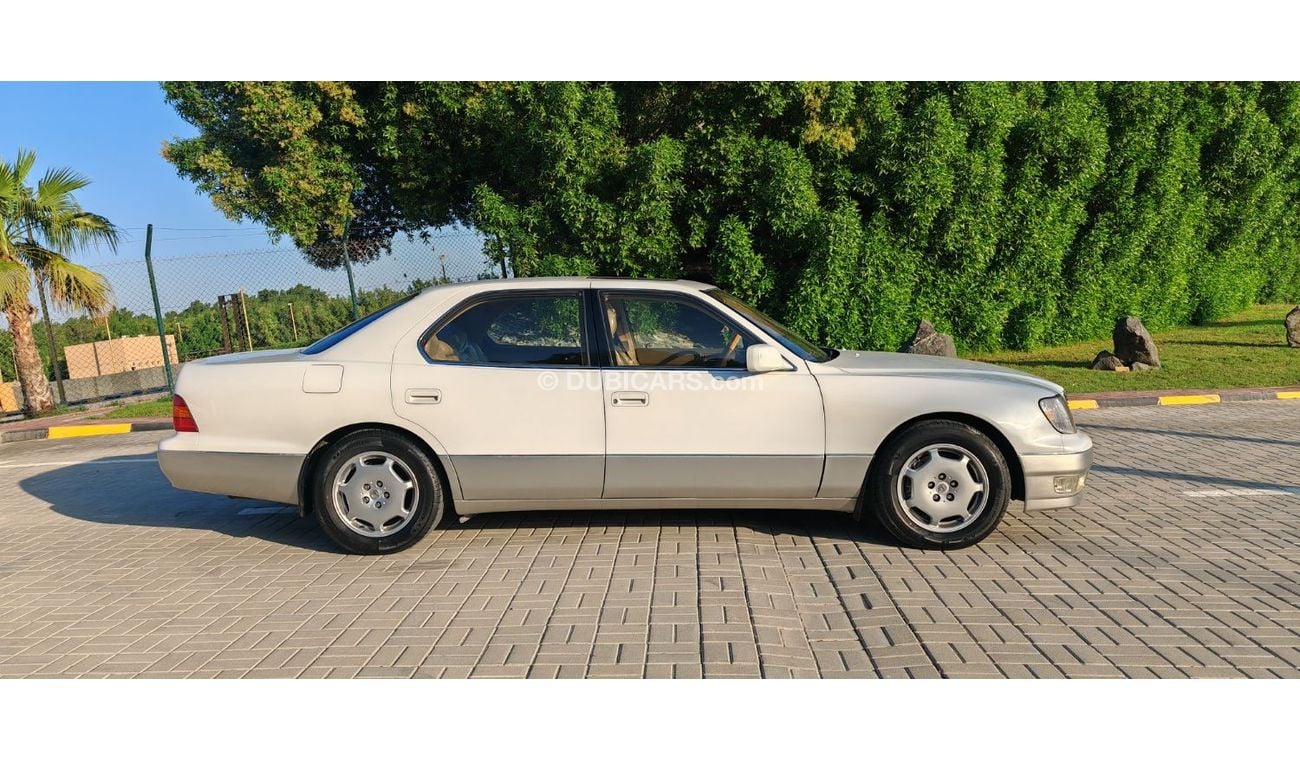 لكزس LS 400 Lexus Ls 400 Engine gear chassis body everything Very good condition car