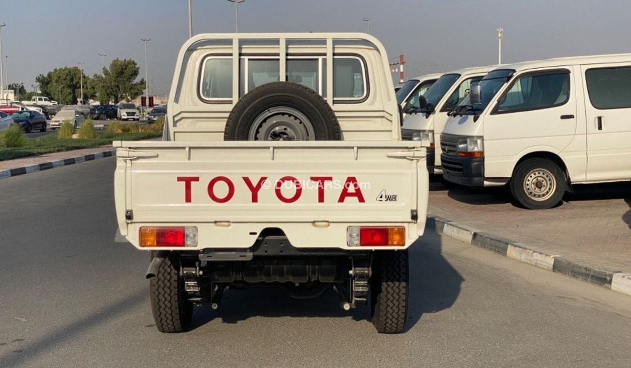 Toyota Land Cruiser Pick Up double capin. 4.2 V6   Diesel Model 2024