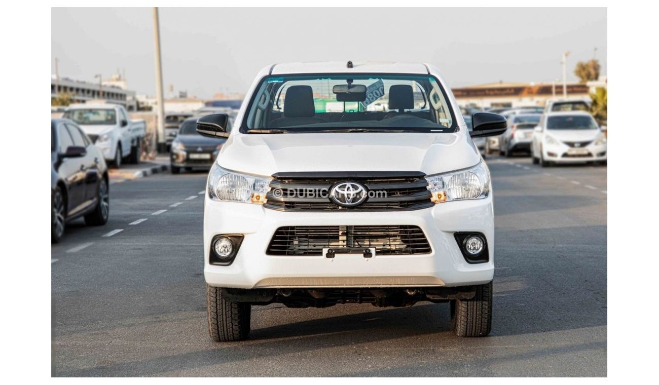 Toyota Hilux 2022 Toyota Hilux 4x4 DC 2.8 D MT - White inside black