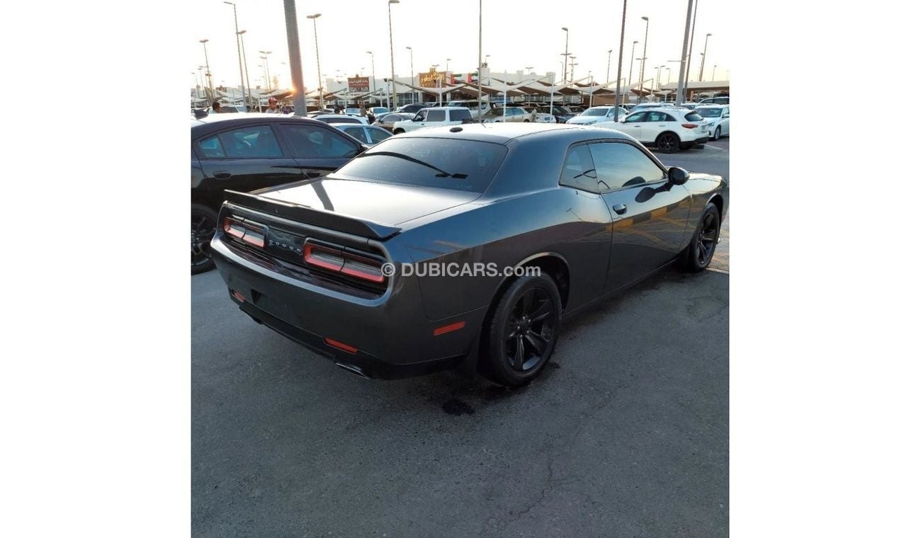 Dodge Challenger R/T Plus Shaker