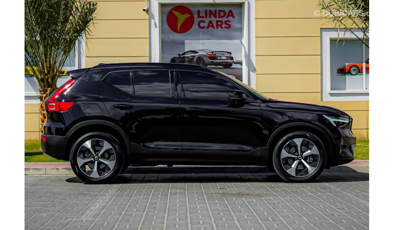 Volvo XC40 Volvo XC40 B4 2023 GCC under Agency Warranty and Service Contract with Flexible Down-Payment.