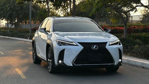 Lexus UX200 F Sport Platinum 2.0L (160 HP)