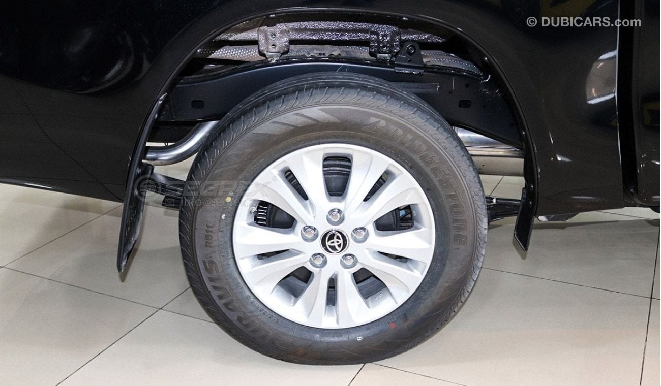 تويوتا هيلوكس HILUX 2.7 A/T 4X2