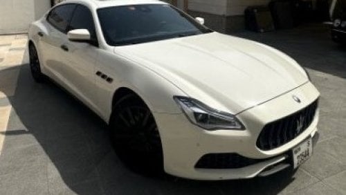 Maserati Quattroporte