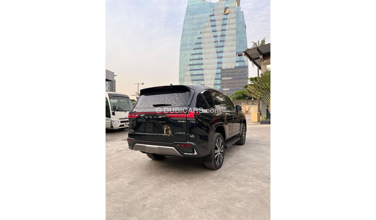 لكزس LX 600 Signature 3.5L  PETROL A/T WITH MBS AUTOBIOGRAPHY VIP SEATS