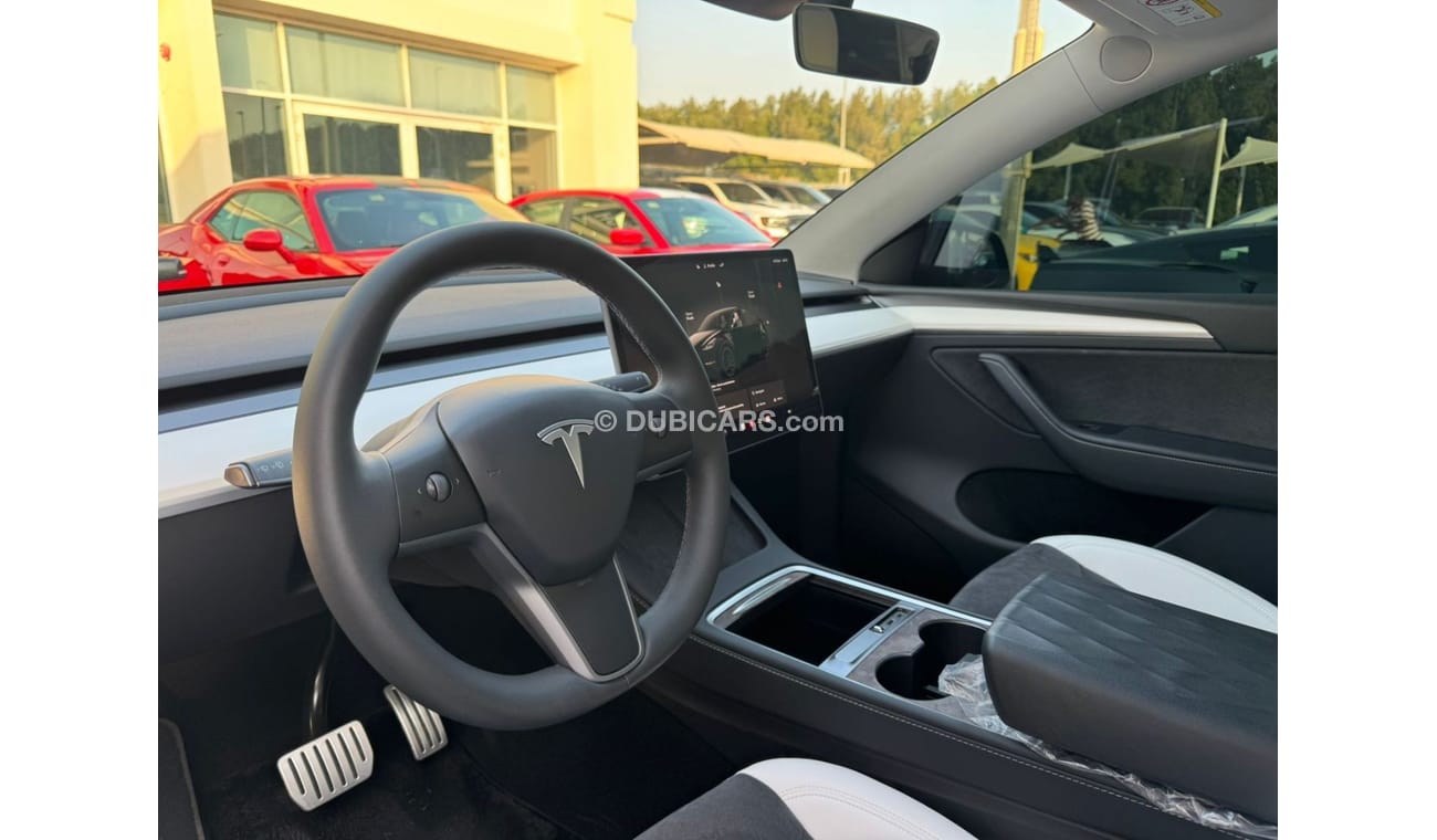 Tesla Model Y TESLA MODEL Y  PERFORMANCE GCC 2024 SERVICE HISTORY UNDER WARRANTY