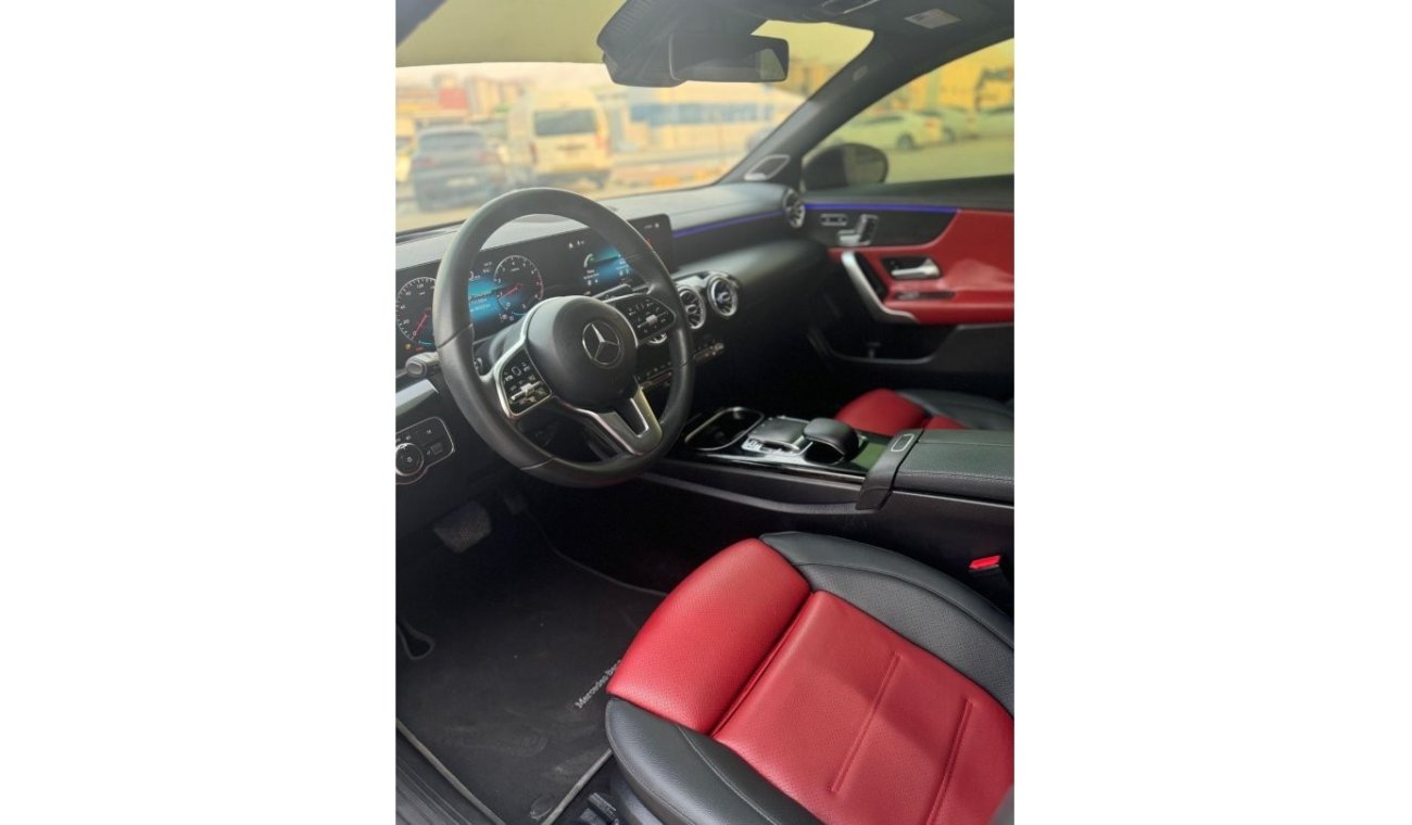 Mercedes-Benz CLA 250 Std