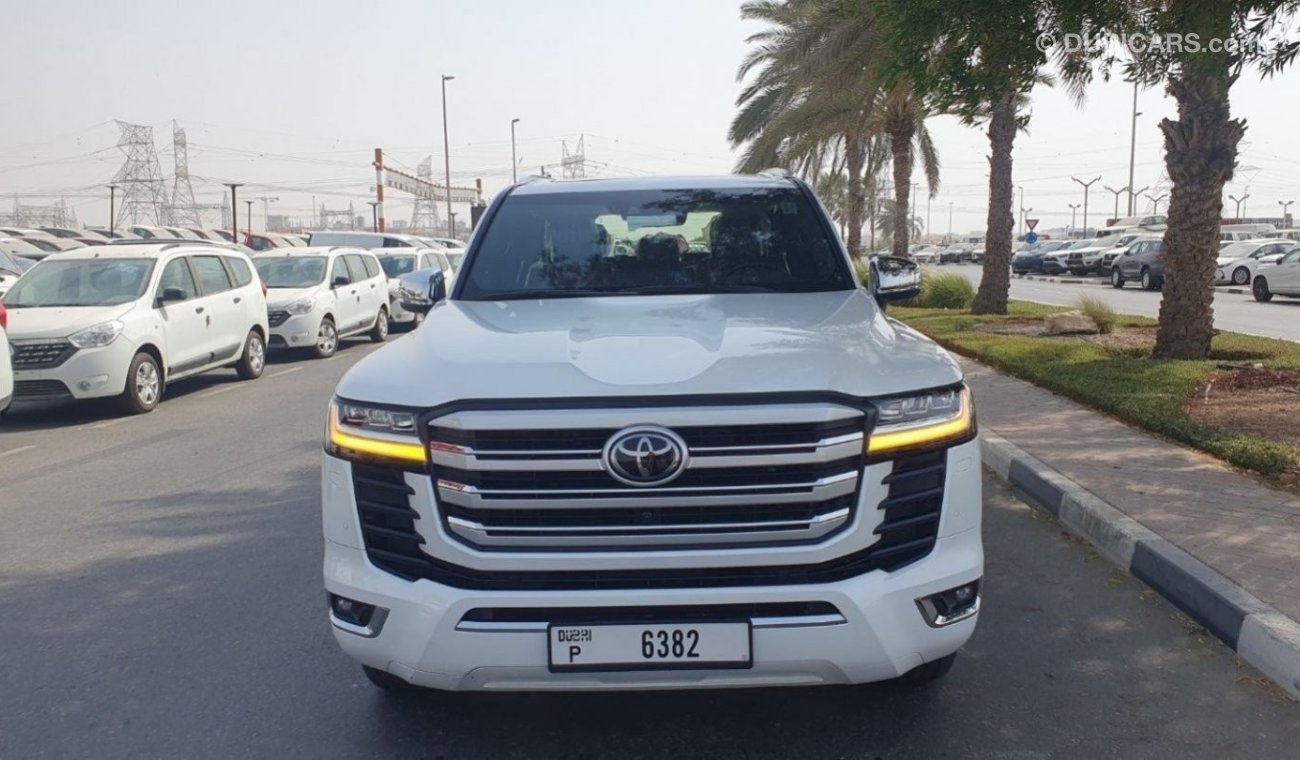 Toyota Land Cruiser GCC AL FUTTAIM VXR LEFT HAND