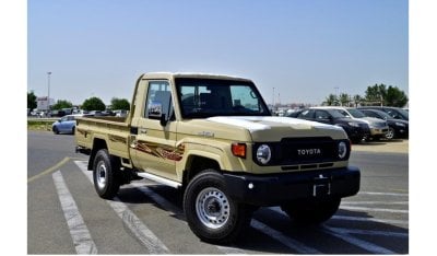 تويوتا لاند كروزر بيك آب Single Cab DLX 4L Petrol 4WD AT