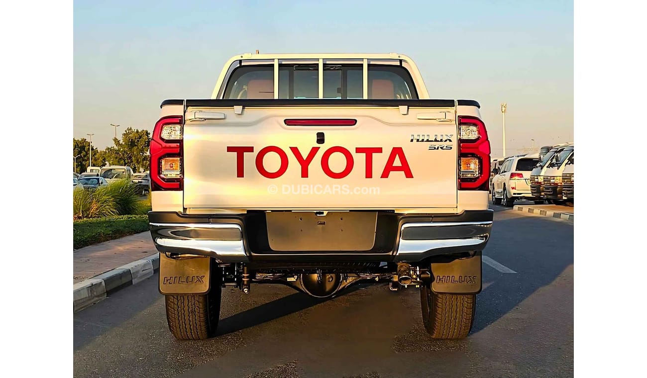 Toyota Hilux SR5 / WIDE BODY /  2.7L V4 PETROL / PUSH START / 4WD / FULL OPTION (CODE # 68074)