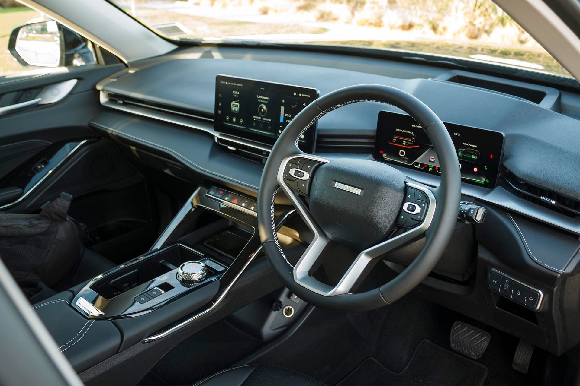 هافال H6 interior - Cockpit