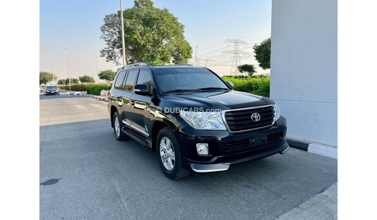 Toyota Land Cruiser Toyota landcuriser 2013 V6 GxR