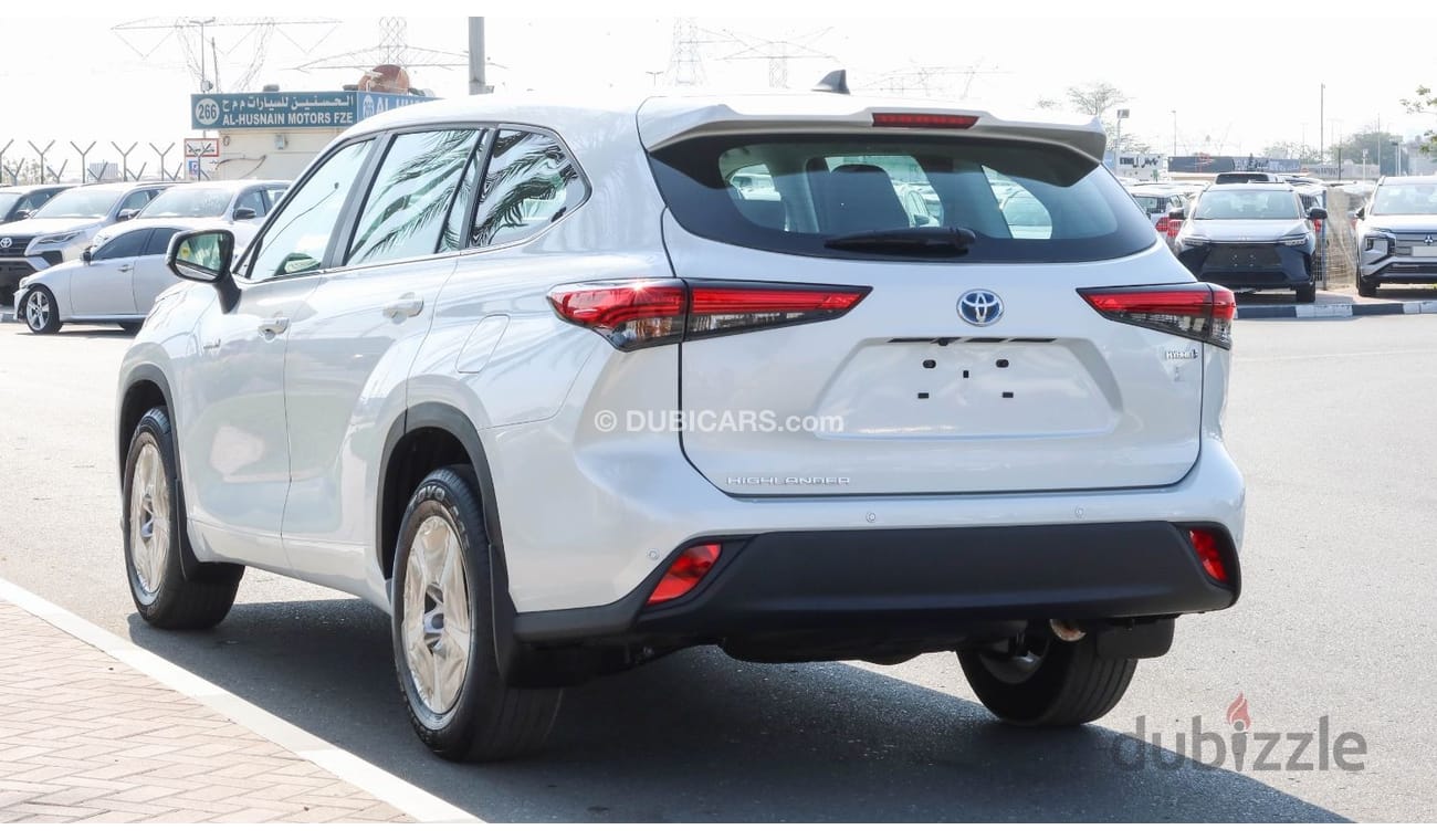 New TOYOTA HIGHLANDER LE 2023 HYBIRD 2.5L 2023 for sale in Dubai - 602779