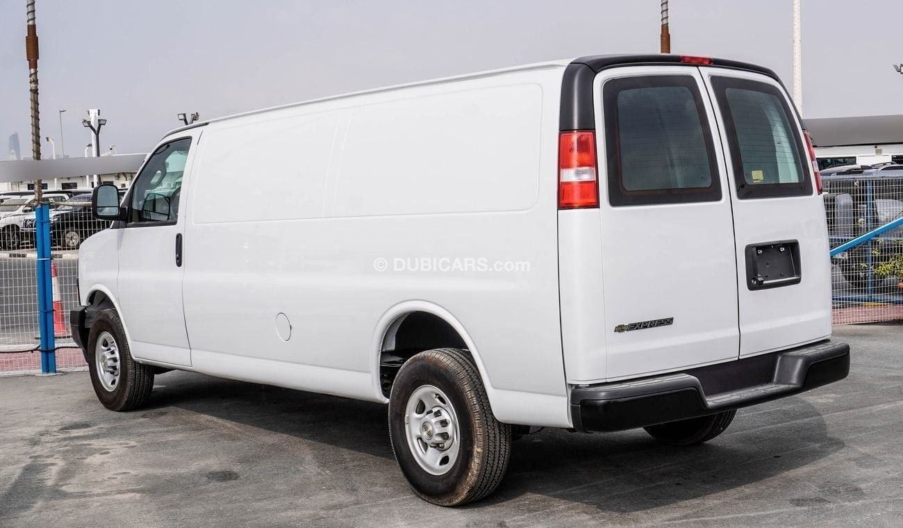 Chevrolet Express Cargo 6.6L Petrol Extended (Long)