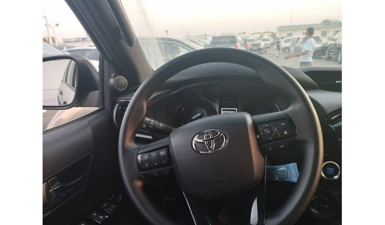 تويوتا هيلوكس Toyota hilux adventure 2.8L DIESEL V4 2024