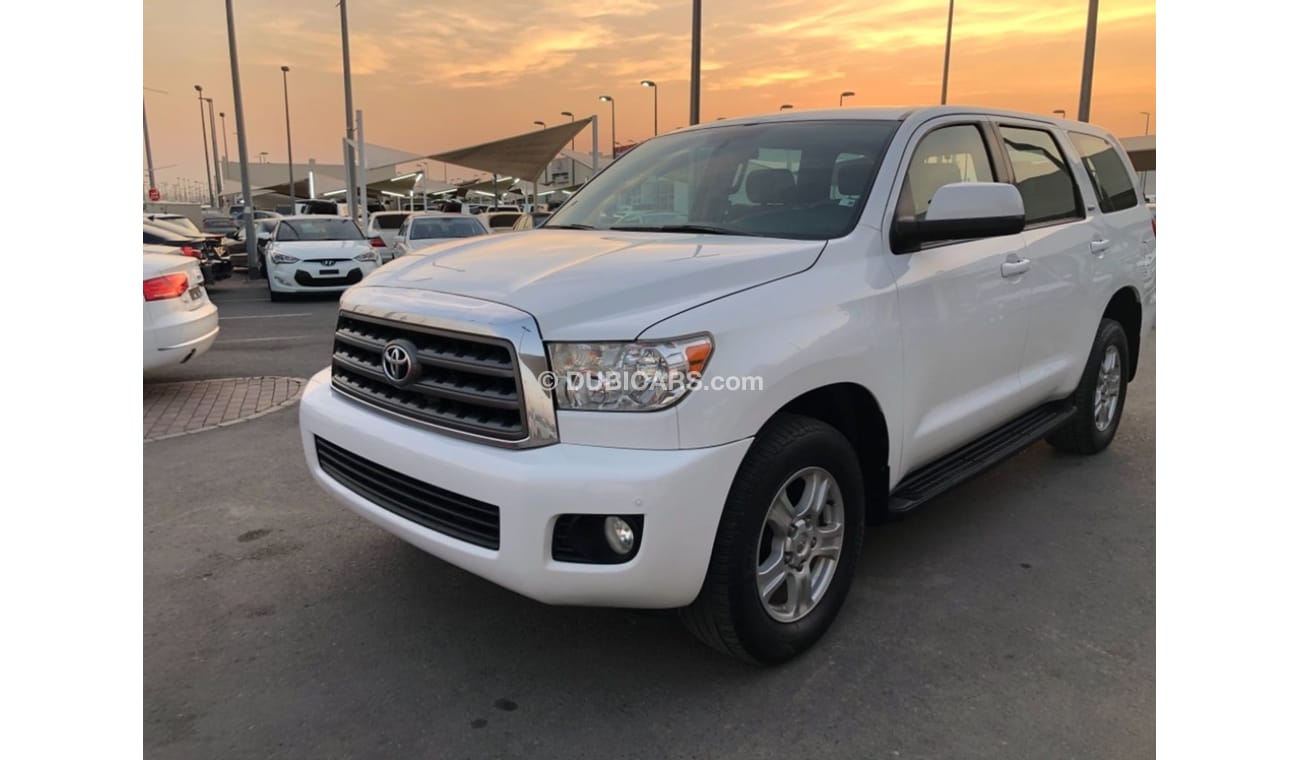 Toyota Sequoia Toyota squia model 2013 GCC car prefect cond full option  back air condition